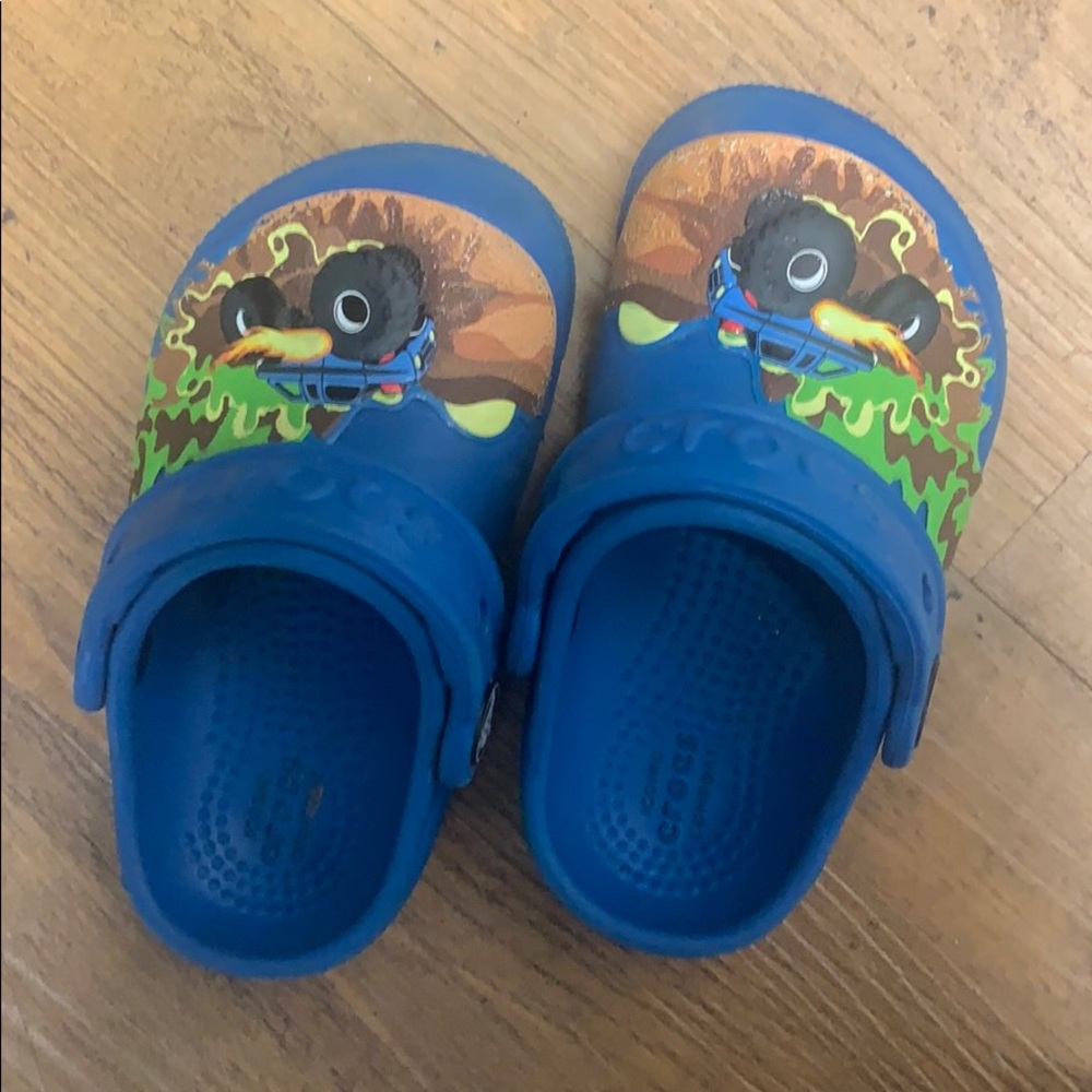Monster truck CROCS
